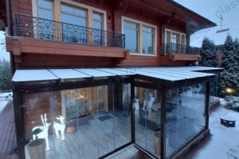 Испанское безрамное остекление в Московской области